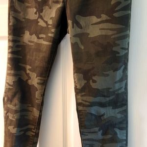 😍new Levi's 711 Skinny size 31 CAMO new